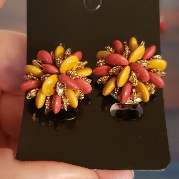 Vintage Jewelry - Vintage Orange Yellow Gold Fireworks Clip Earrings Costume Jewelry